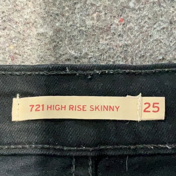 Levi's Black Distressed 721 High Rise Skinny Jeans - Picture 3 of 3